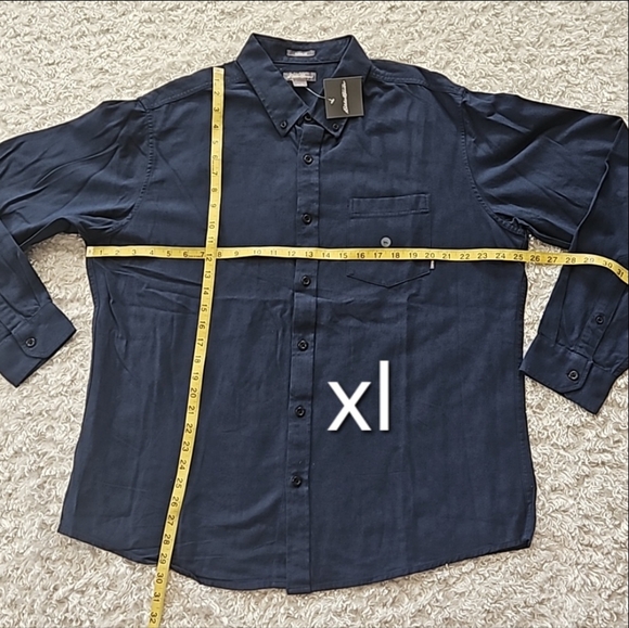 NWT Men's Eddie Bauer Flannel classic fit button down - navy - Picture 6 of 11